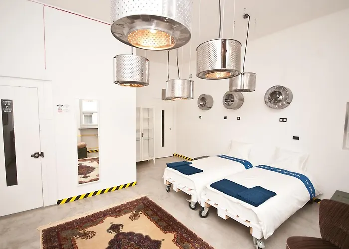 Loft Lot Pszczoly شقة *