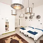 Loft Lot Pszczoly