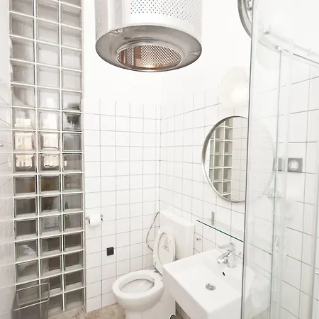 Loft Lot Pszczoly Апартаменты *