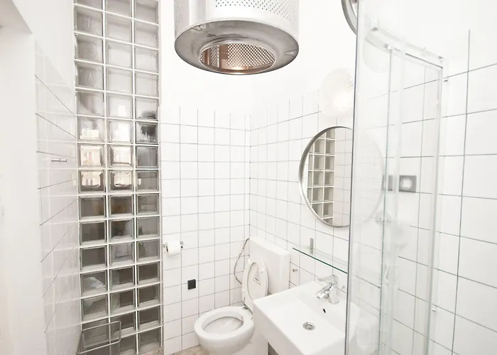 Loft Lot Pszczoly Apartman *