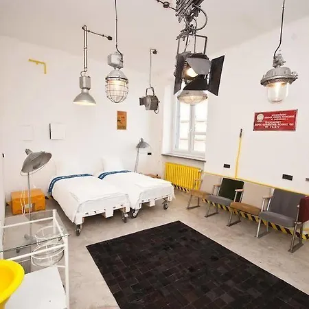 Lofthotel Przychodnia Apartament Warszawa