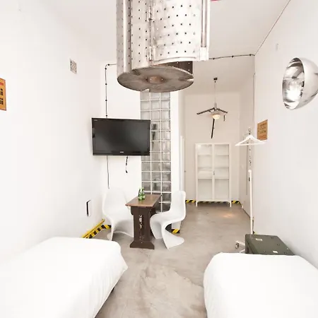 Lofthotel Przychodnia